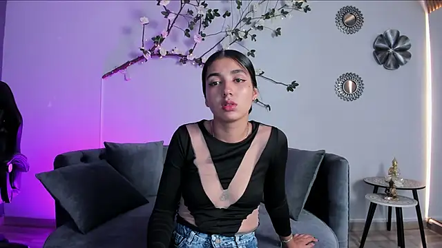 cloe taylor   online show from 11.23.25