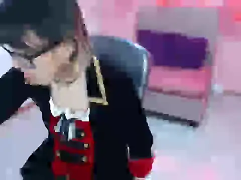 cristal hills 19 online show from 10.31.25