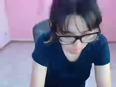 cristal hills 19 online show from 11.12.25