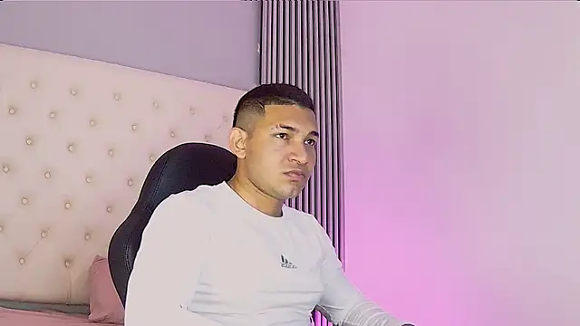 venedic bull online show from 10.16.25