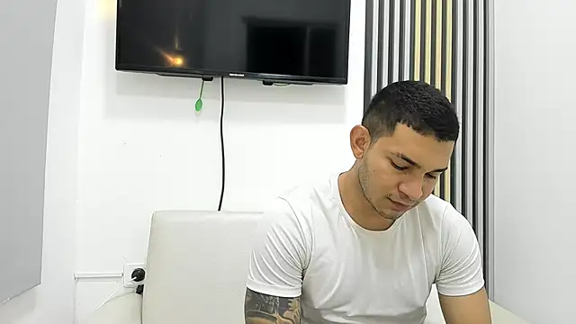 venedic bull online show from 10.22.25