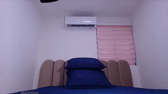 Snapshot of ashly_mr chatting on 12.02.25 ashly mr online show from 12.02.25