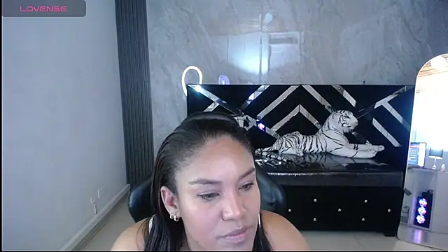 kamala a online show from 10.10.25