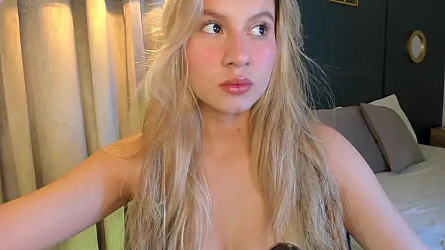 mia curry online show from 06.09.26