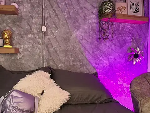 Nikolbrice online show from 02.18.26