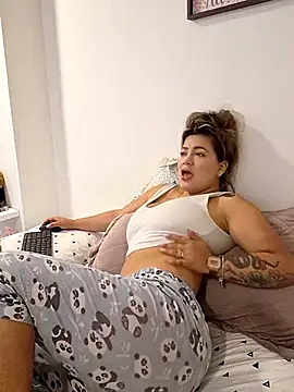 Zoe riivas online show from 04.22.26