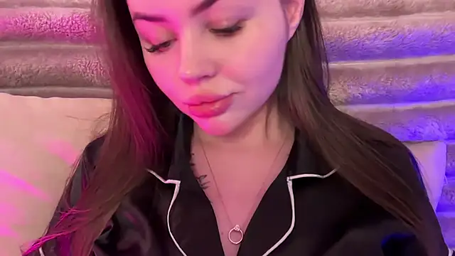 AlmaryKim online show from 05.05.26