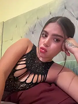 whitefoxxxx6 online show from 12.17.25