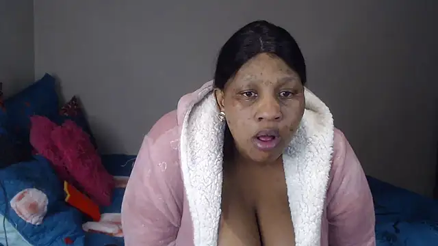 Snapshot of PIXIEBITCHXXX26 chatting on 06.19.26 PIXIEBITCHXXX26 online show from 06.19.26