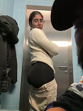 Snapshot of latingangsex chatting on 02.22.26 latingangsex online show from 02.22.26