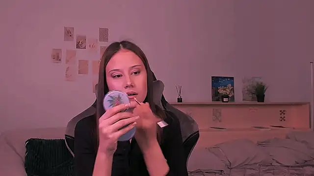 adelle046 online show from 10.10.25