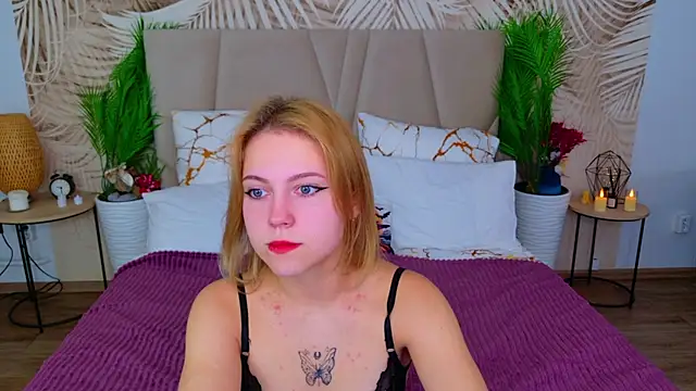 Stellahaart online show from 10.13.25