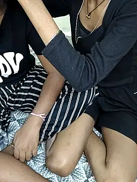 Unique girls90 online show from 11.15.25