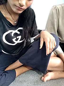 Unique girls90 online show from 02.21.26