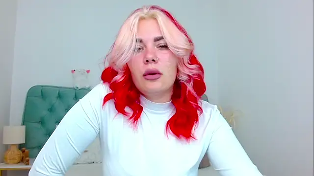 Snapshot of Naughty_kittyy1 chatting on 10.07.25 Naughty kittyy1 online show from 10.07.25