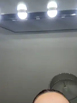 Snapshot of Victoria6989 chatting on 12.05.25 Victoria6989 online show from 12.05.25