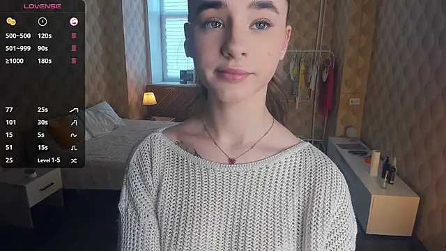 Snapshot of JinnyMcie chatting on 11.16.25 JinnyMcie online show from 11.16.25