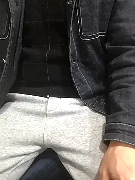 chougegg0214 online show from 12.20.25