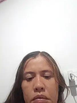 Snapshot of amarlys15 chatting on 11.08.25 amarlys15 online show from 11.08.25