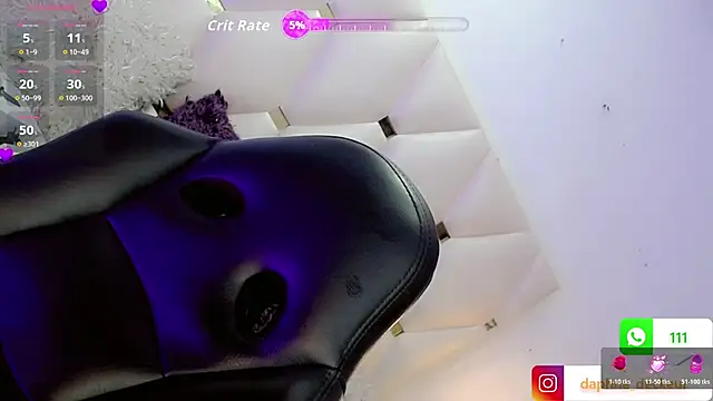 Snapshot of Daphnne_XXX chatting on 11.16.25 Daphnne XXX online show from 11.16.25
