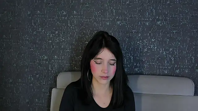 MeganR  online show from 04.24.26