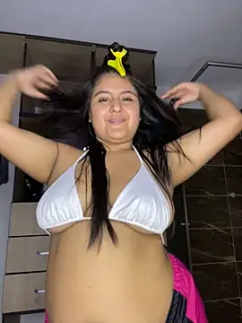 Snapshot of AnnaSwift_ chatting on 03.01.26 AnnaSwift online show from 03.01.26