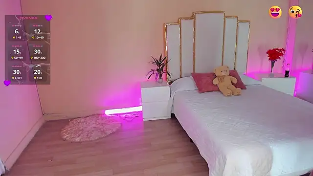 Snapshot of AnnaSwift_ chatting on 03.06.26 AnnaSwift online show from 03.06.26