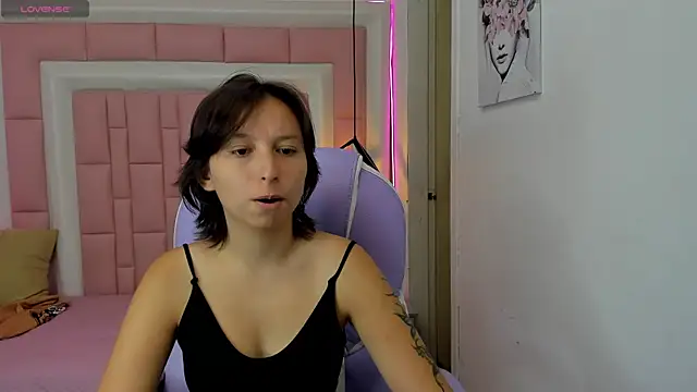 Snapshot of Klaret_Toy chatting on 06.11.26 Klaret Toy online show from 06.11.26