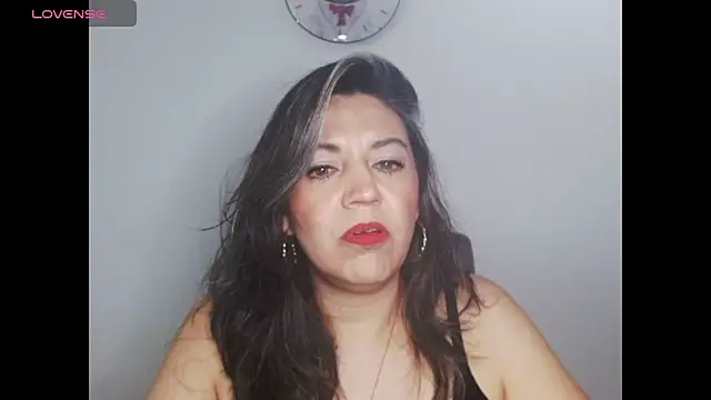 XxAntonellaxxx online show from 10.20.25