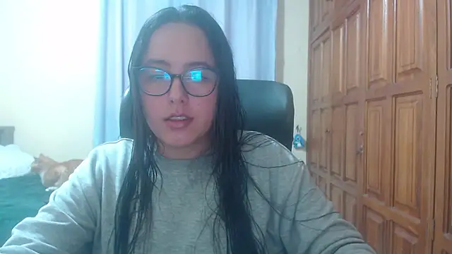 Snapshot of Venus_cat_ chatting on 01.17.26 Venus cat online show from 01.17.26