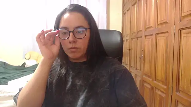 Snapshot of Venus_cat_ chatting on 02.09.26 Venus cat online show from 02.09.26