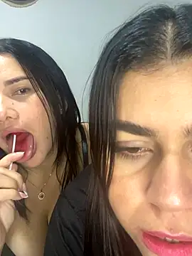 Snapshot of sindyy_01 chatting on 10.09.25 sindyy 01 online show from 10.09.25