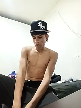 Snapshot of mazo18 chatting on 02.01.26 mazo18 online show from 02.01.26