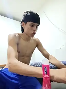 Snapshot of mazo18 chatting on 02.11.26 mazo18 online show from 02.11.26