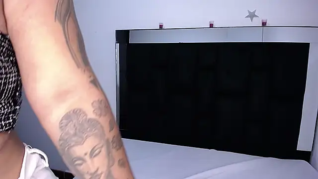 Snapshot of CataleyaMoonroe chatting on 10.03.25 CataleyaMoonroe online show from 10.03.25