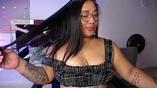 Snapshot of CataleyaMoonroe chatting on 10.25.25 CataleyaMoonroe online show from 10.25.25