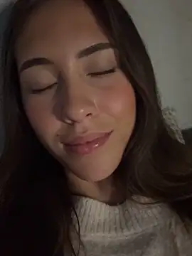 Snapshot of fanyabbey chatting on 12.18.25 fanyabbey online show from 12.18.25