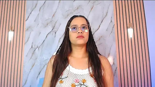 PiaGelvez online show from 11.21.25