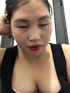 Snapshot of Stella-cute chatting on 10.01.25 Stella-cute online show from 10.01.25