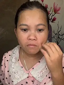 Snapshot of lan-xinh01 chatting on 10.02.25 lan-xinh01 online show from 10.02.25