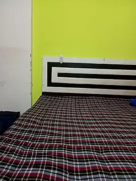 Kitty 18teen online show from 11.26.25