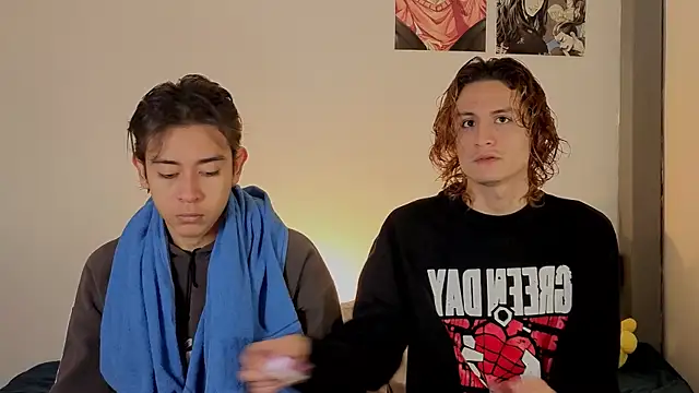 Snapshot of Darcy_and_Stolas chatting on 11.01.25 Darcy and Stolas online show from 11.01.25