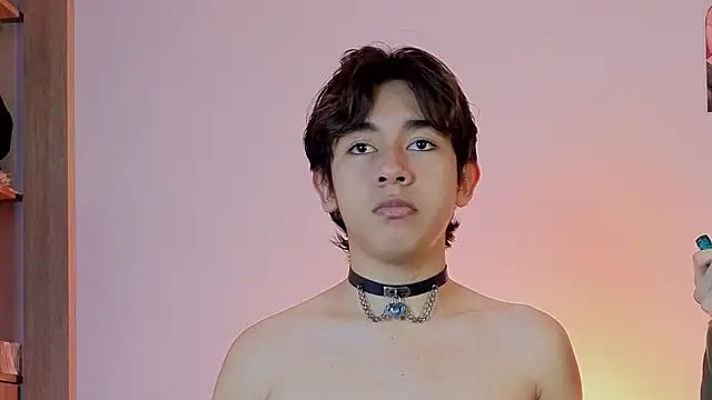 Snapshot of Darcy_and_Stolas chatting on 11.13.25 Darcy and Stolas online show from 11.13.25