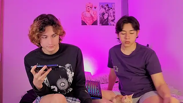 Snapshot of Darcy_and_Stolas chatting on 02.01.26 Darcy and Stolas online show from 02.01.26