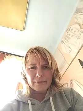 Snapshot of Masha412111 chatting on 10.08.25 Masha412111 online show from 10.08.25