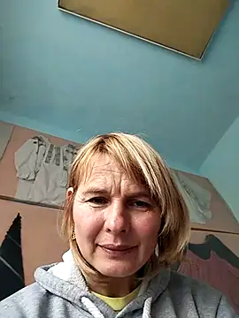 Snapshot of Masha412111 chatting on 10.09.25 Masha412111 online show from 10.09.25