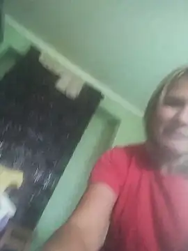 Snapshot of Masha412111 chatting on 10.10.25 Masha412111 online show from 10.10.25