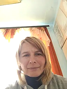 Snapshot of Masha412111 chatting on 10.20.25 Masha412111 online show from 10.20.25