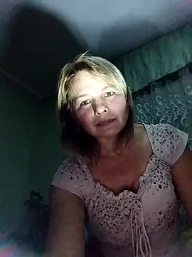 Snapshot of Masha412111 chatting on 11.10.25 Masha412111 online show from 11.10.25