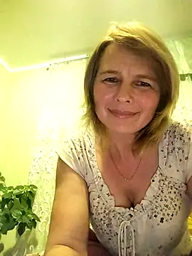 Snapshot of Masha412111 chatting on 11.11.25 Masha412111 online show from 11.11.25